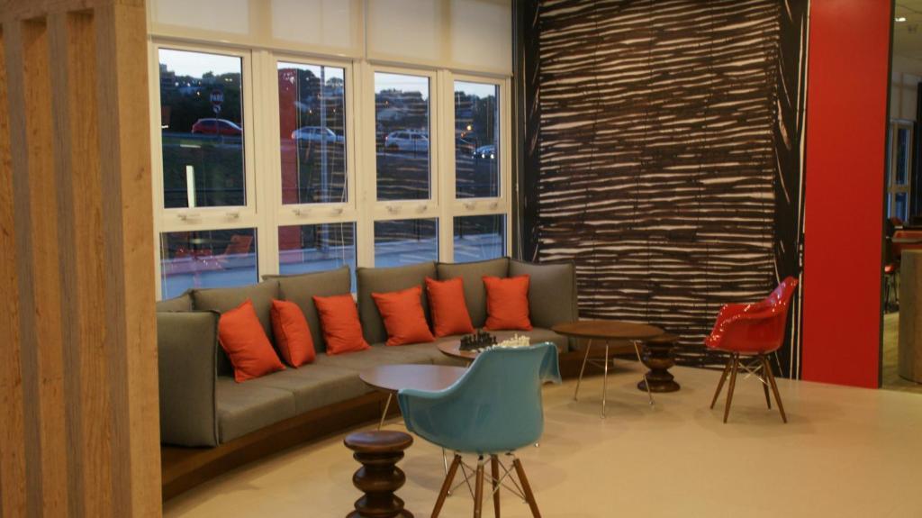 Ibis Novo Hamburgo Hotel Bagian luar foto